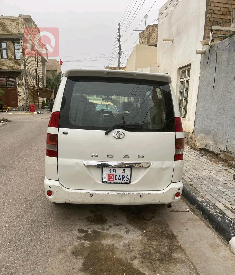 تويوتا نوح